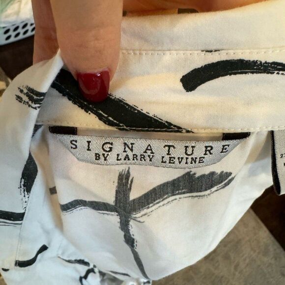 Larry Levine White and Black Tie-Front Blouse - Picture 6 of 6